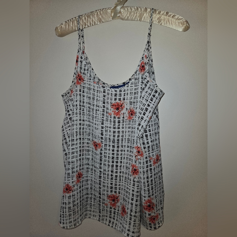 Apt. 9 White Spaghetti Strap Tank with Coral Floral Print